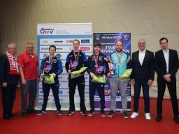 c_photo_plohe_r2860_siegerehrung herrendoppel 3platz